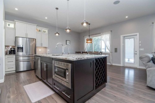 68 Thompson Crescent, Red Deer, AB - Indoor Photo Showing Kitchen With Stainless Steel Kitchen With Upgraded Kitchen