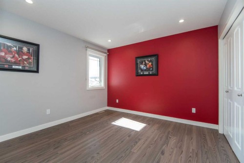 68 Thompson Crescent, Red Deer, AB - Indoor Photo Showing Other Room