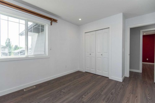 68 Thompson Crescent, Red Deer, AB - Indoor Photo Showing Other Room