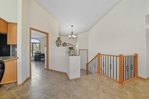 61 Leung Close, Red Deer, AB - Indoor Photo Showing Other Room