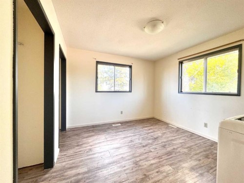 3219 Olson Street, Donalda, AB - Indoor Photo Showing Other Room