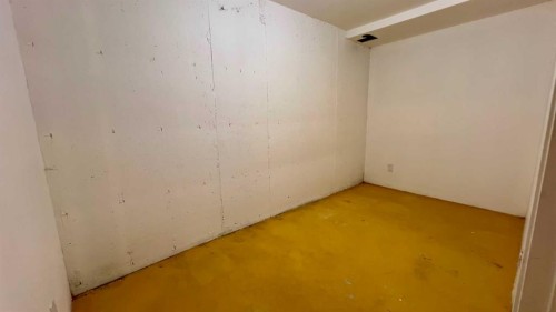 3219 Olson Street, Donalda, AB - Indoor Photo Showing Other Room