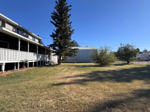 3219 Olson Street, Donalda, AB - Outdoor