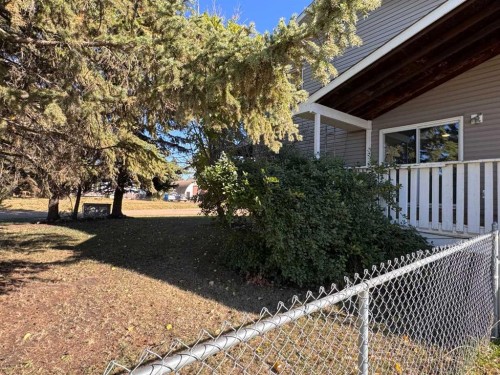 3219 Olson Street, Donalda, AB - Outdoor