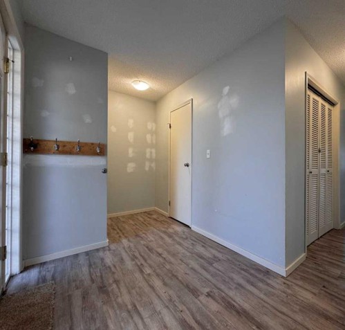 3219 Olson Street, Donalda, AB - Indoor Photo Showing Other Room