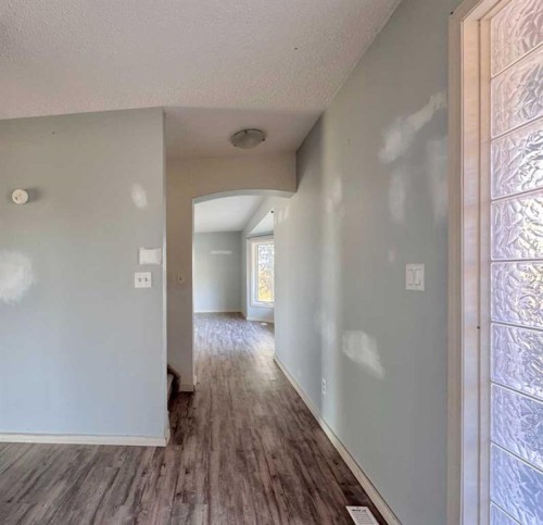 3219 Olson Street, Donalda, AB - Indoor Photo Showing Other Room