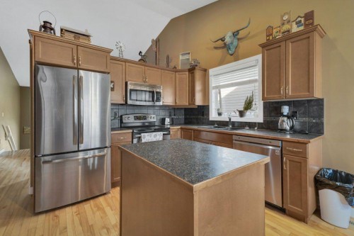 132 Vickers Close, Red Deer, AB - Indoor Photo Showing Kitchen With Double Sink