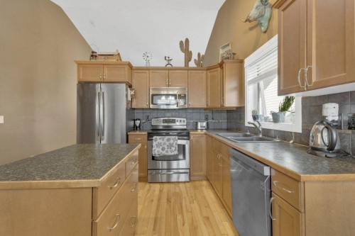 132 Vickers Close, Red Deer, AB - Indoor Photo Showing Kitchen With Double Sink