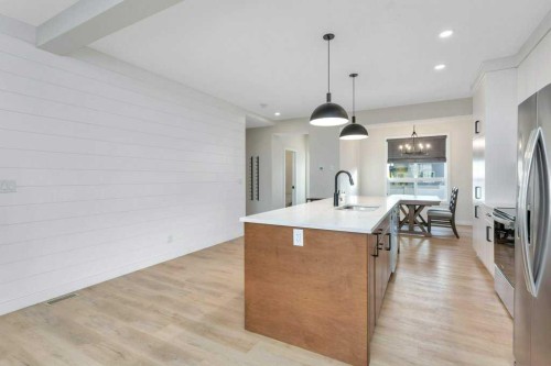 7 Evergreen Way, Red Deer, AB - Indoor Photo Showing Kitchen With Upgraded Kitchen