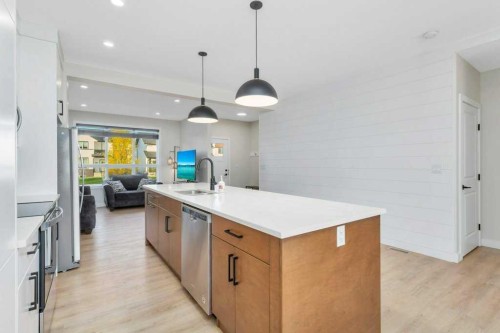 7 Evergreen Way, Red Deer, AB - Indoor Photo Showing Kitchen