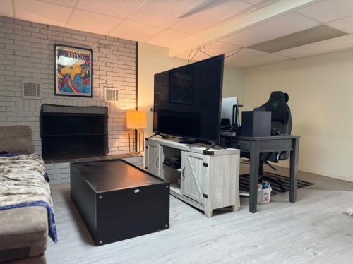 3807 62 Street, Camrose, AB - Indoor Photo Showing Living Room