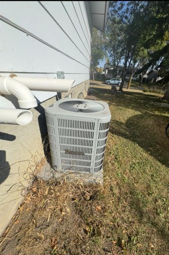 3807 62 Street, Camrose, AB - Outdoor