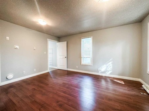 6011 40 Ave Close, Stettler, AB - Indoor Photo Showing Other Room