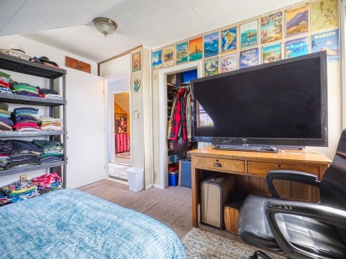 315 Devilder Avenue East, Trochu, AB - Indoor