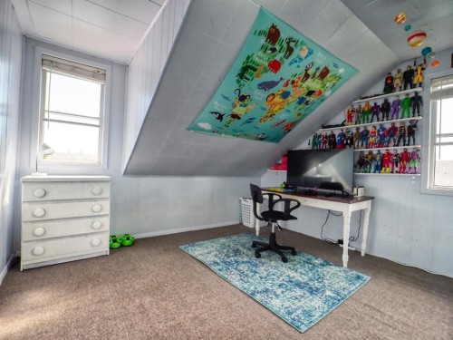 315 Devilder Avenue East, Trochu, AB - Indoor