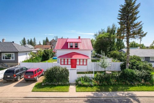 315 Devilder Avenue East, Trochu, AB - Outdoor