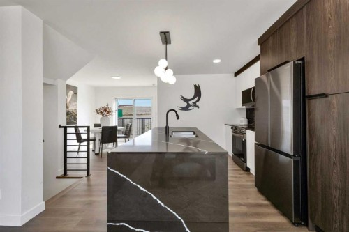 26 Violet Point, Sylvan Lake, AB - Indoor Photo Showing Kitchen