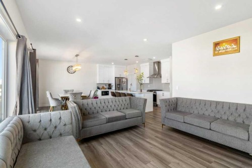 30 Thayer Close, Red Deer, AB - Indoor Photo Showing Living Room