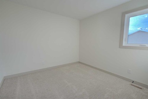 6 Ian Way, Sylvan Lake, AB - Indoor Photo Showing Other Room