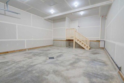 6 Ian Way, Sylvan Lake, AB - Indoor