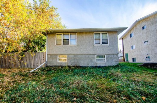 5626 42 Street, Red Deer, AB - Outdoor