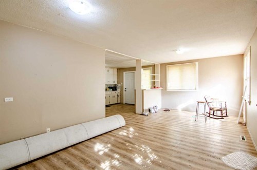 5626 42 Street, Red Deer, AB - Indoor Photo Showing Other Room