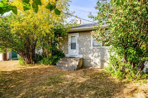 5626 42 Street, Red Deer, AB - Outdoor