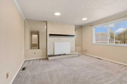 59 Nyman Crescent, Red Deer, AB - Indoor Photo Showing Other Room