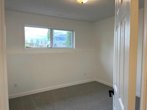 65 Leung Place, Blackfalds, AB - Indoor Photo Showing Other Room