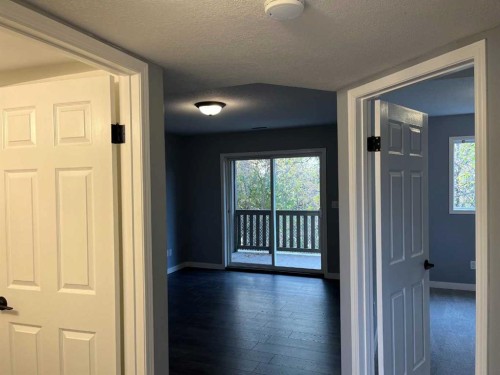 65 Leung Place, Blackfalds, AB - Indoor Photo Showing Other Room