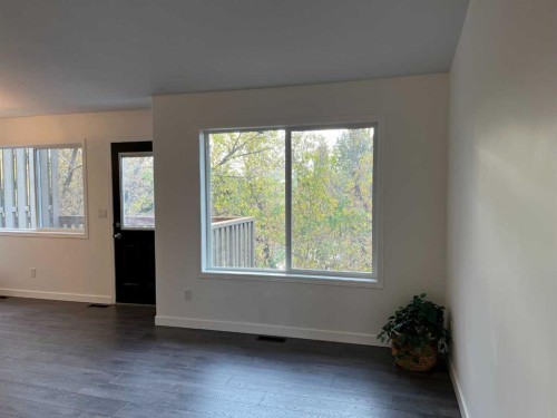 65 Leung Place, Blackfalds, AB - Indoor Photo Showing Other Room