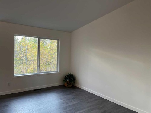 65 Leung Place, Blackfalds, AB - Indoor Photo Showing Other Room