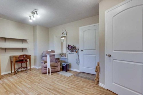 4313 46A Avenue, Red Deer, AB - Indoor Photo Showing Other Room