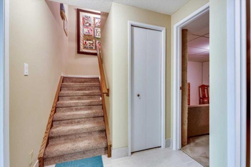 4313 46A Avenue, Red Deer, AB - Indoor Photo Showing Other Room