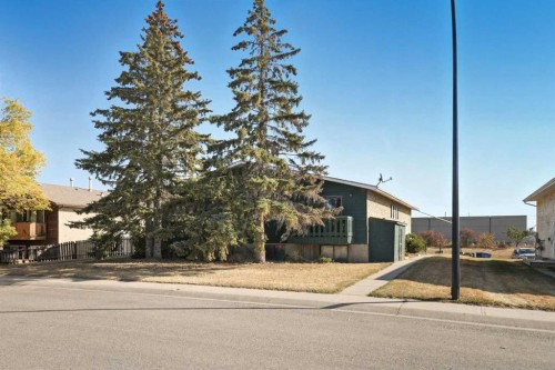 27 Nyberg Avenue  Red Deer, AB T4P 1R5