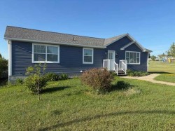 5015 45 Street  Hardisty, AB T0B 1V0