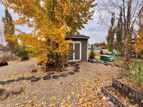 1-41019 Range Road 11, Rural Lacombe County, AB 