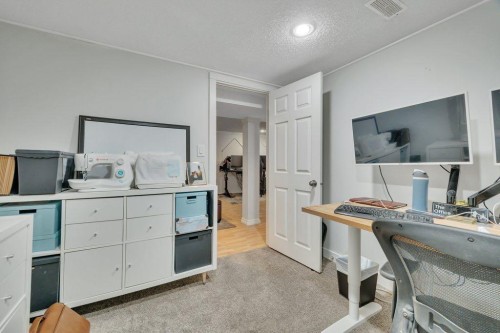 7715 73 Avenue Nw, Edmonton, AB - Indoor Photo Showing Other Room