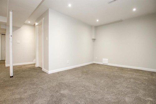 6318 Horn Street, Red Deer, AB - Indoor Photo Showing Other Room