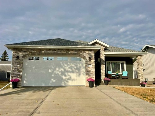 5132 54 Avenue, Viking, AB - Outdoor
