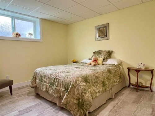 5132 54 Avenue, Viking, AB - Indoor Photo Showing Bedroom