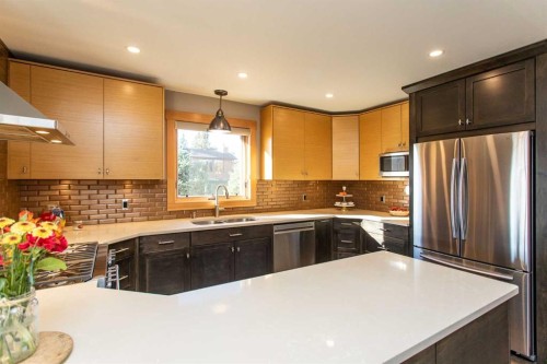37 Wildrose Street, Rural Lacombe County, AB - Indoor Photo Showing Kitchen With Stainless Steel Kitchen With Double Sink
