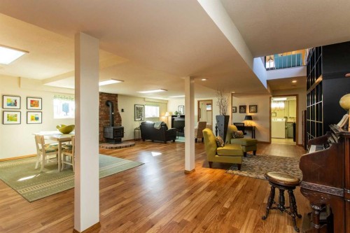 37 Wildrose Street, Rural Lacombe County, AB - Indoor