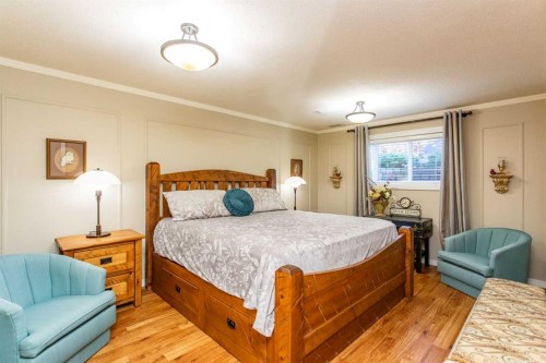 37 Wildrose Street, Rural Lacombe County, AB - Indoor Photo Showing Bedroom