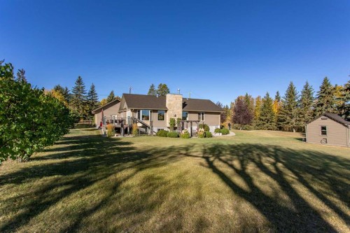 37 Wildrose Street, Rural Lacombe County, AB - Outdoor