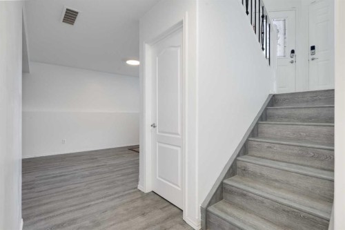 44 Parkside Crescent, Blackfalds, AB - Indoor Photo Showing Other Room