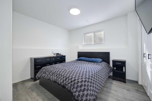 44 Parkside Crescent, Blackfalds, AB - Indoor Photo Showing Bedroom