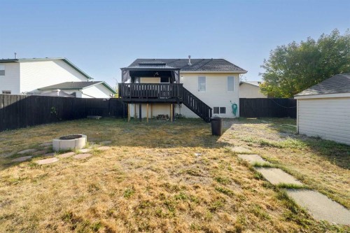 44 Parkside Crescent, Blackfalds, AB - Outdoor