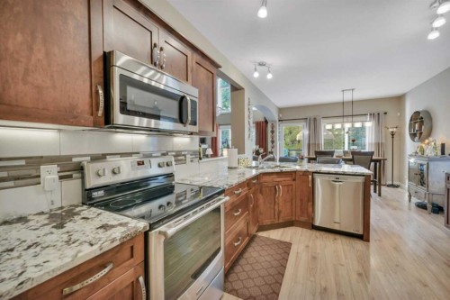 232 Wiley Crescent, Red Deer, AB - Indoor Photo Showing Kitchen With Double Sink