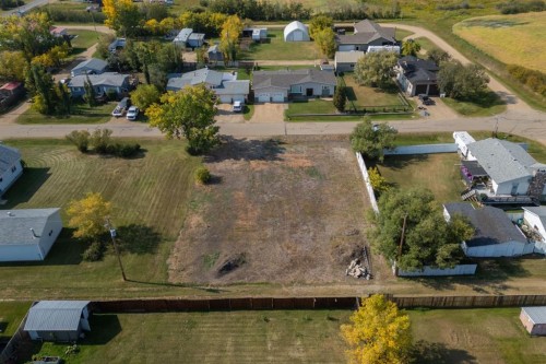 1013 Robert Street, Ohaton, AB 